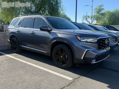 Certified 2024 Honda Pilot Elite image 5