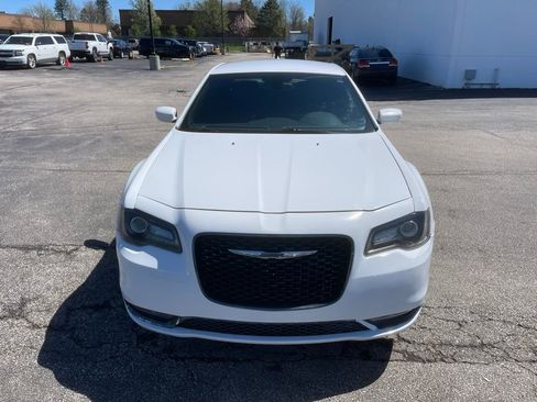 Used 2017 Chrysler 300 S AWD/4WD image 2