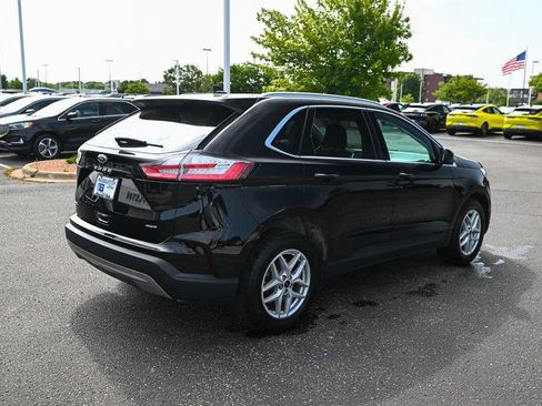 Certified 2024 Ford Edge SEL w/ Convenience Package AWD/4WD image 5
