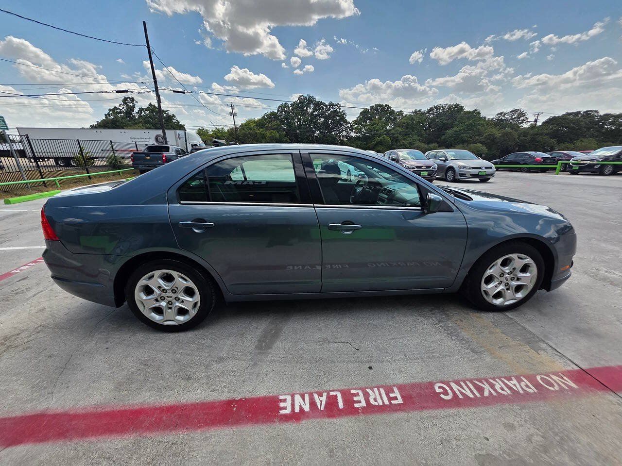Used 2011 Ford Fusion SE w/ 202A Rapid Spec Order Code FWD image 16