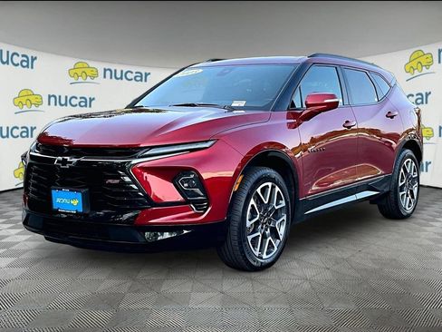 Used 2023 Chevrolet Blazer RS AWD/4WD image 3