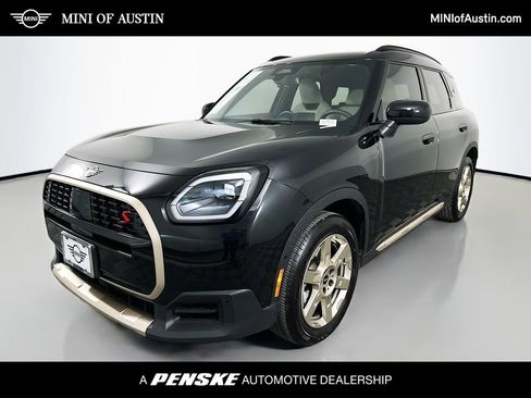 Used 2025 MINI Cooper Countryman S image 1