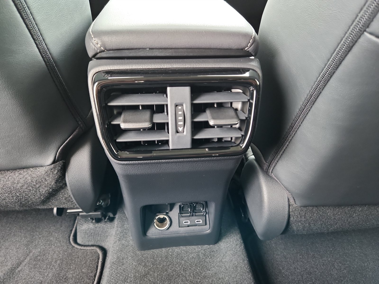 New 2026 Lexus NX 350 AWD w/ Accessory Package (2T) image 18