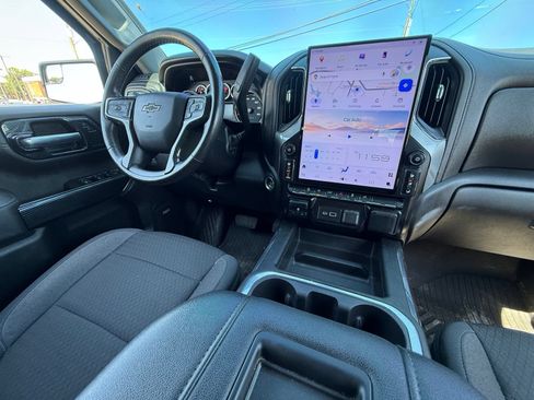 Used 2021 Chevrolet Silverado 1500 RST w/ All Star Edition Plus AWD/4WD image 17