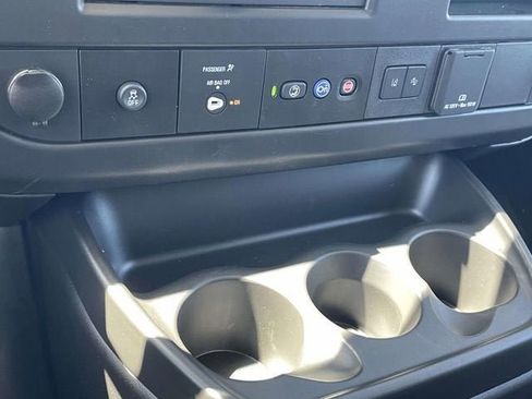 New 2026 GMC Savana 3500 LT RWD image 15