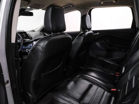 Used 2019 Ford Escape Titanium AWD/4WD image 36