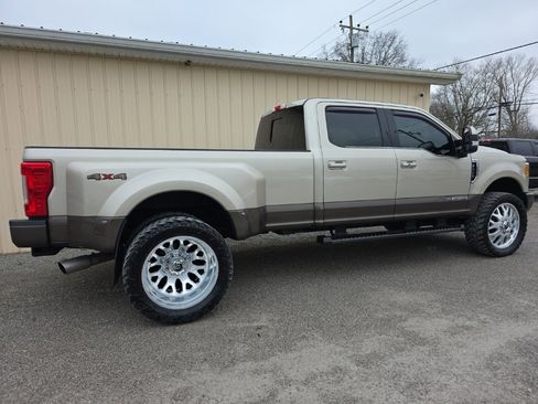Used 2017 Ford F350 King Ranch w/ Snow Plow Prep Package image 4