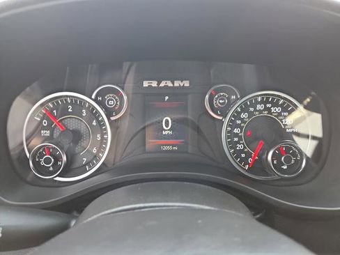 Used 2025 RAM 1500 Big Horn AWD/4WD image 16
