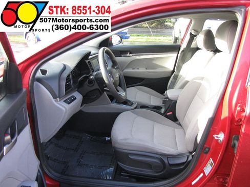 Used 2020 Hyundai Elantra SE FWD image 15