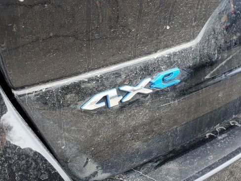 Used 2022 Jeep Grand Cherokee Overland w/ Advanced Protech Group III image 5