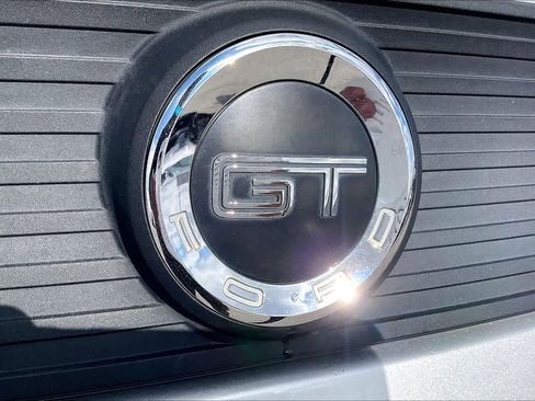 Used 2013 Ford Mustang GT image 26