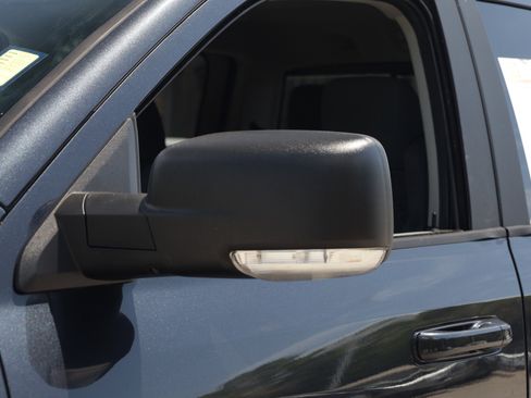 Used 2019 RAM 1500 Big Horn AWD/4WD image 16