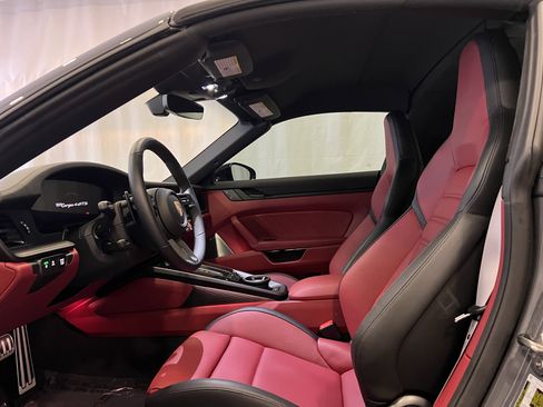 Certified 2025 Porsche 911 Targa 4 GTS image 5