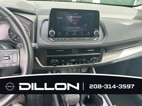 Used 2025 Nissan Rogue SV AWD/4WD image 8