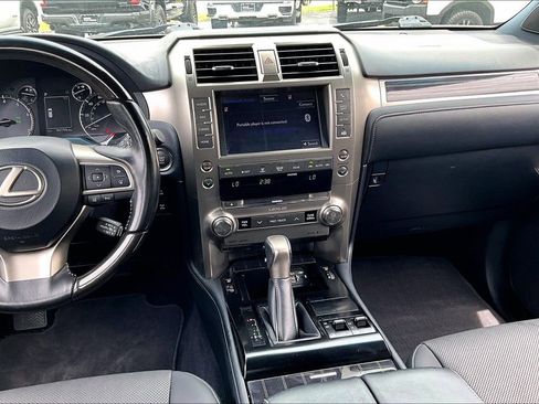 Used 2021 Lexus GX 460 Premium w/ Premium Package AWD/4WD image 8