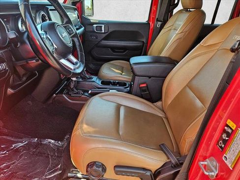 Used 2020 Jeep Gladiator Rubicon AWD/4WD image 16