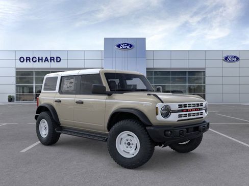 New 2026 Ford Bronco Heritage Edition image 7
