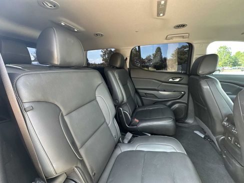 Certified 2023 GMC Acadia SLT w/ Elevation Edition FWD image 22