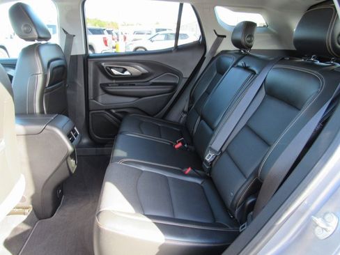 Used 2018 GMC Terrain SLT w/ Preferred Package image 22