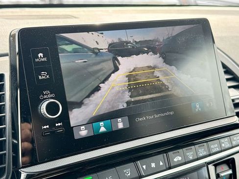 Certified 2025 Honda Odyssey EX-L image 13