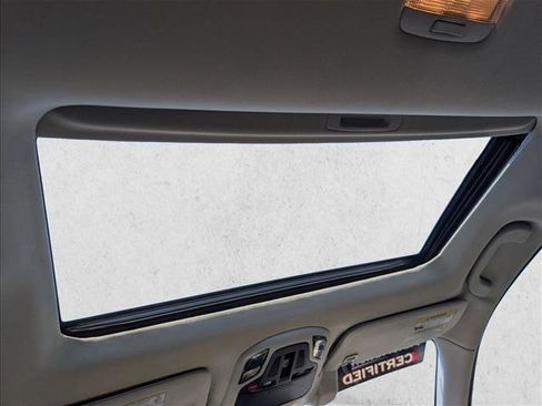 Used 2022 Subaru Outback Limited AWD/4WD image 23