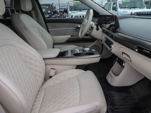Used 2023 Genesis GV60 Performance AWD/4WD image 20