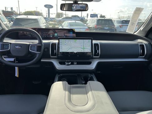 New 2026 Ford Expedition Max Active image 23