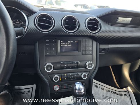 Used 2023 Ford Mustang Coupe image 25