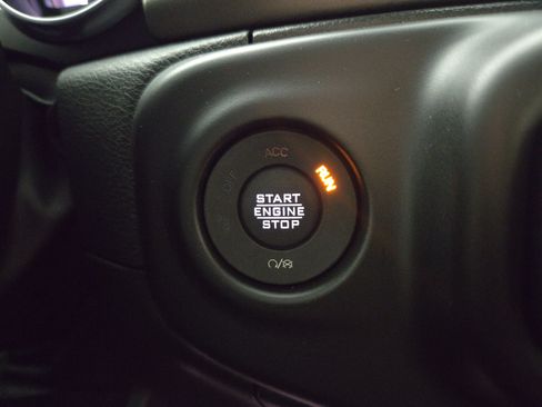 Used 2023 Jeep Wrangler Unlimited Rubicon 4xe w/ Cold Weather Group AWD/4WD image 26
