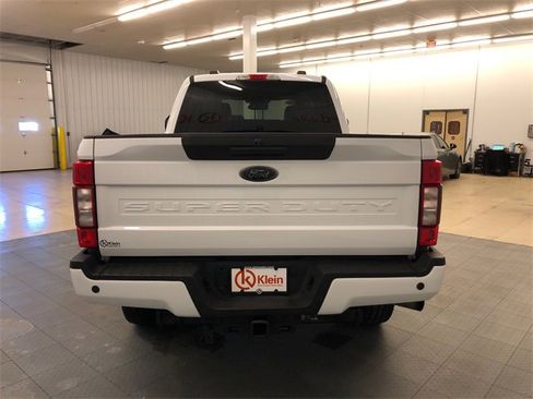 Used 2022 Ford F250 XLT w/ Black Appearance Package image 7