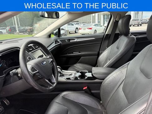 Used 2015 Ford Fusion Titanium FWD image 4