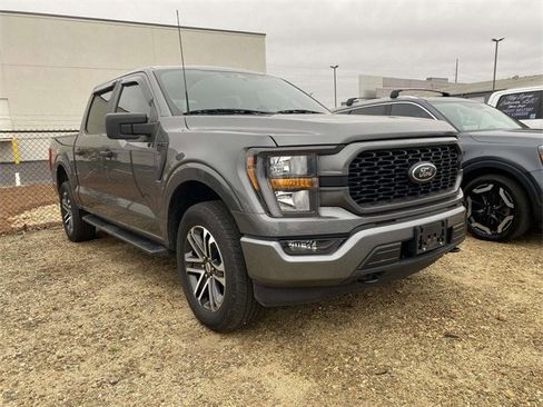 Used 2023 Ford F150 XL w/ STX Appearance Package image 5