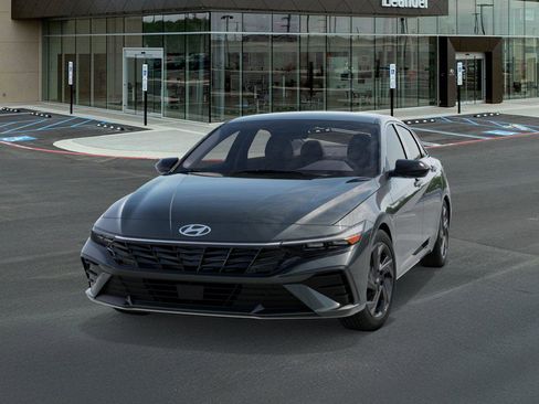 New 2026 Hyundai Elantra Sport image 6