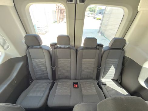 Used 2023 Ford Transit 350 XLT image 21