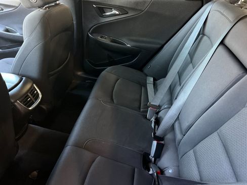 Used 2023 Chevrolet Malibu LT FWD image 5