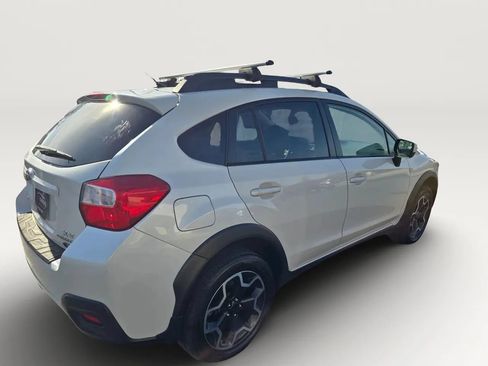 Used 2015 Subaru Crosstrek 2.0i Premium w/ Moonroof Package AWD/4WD image 6