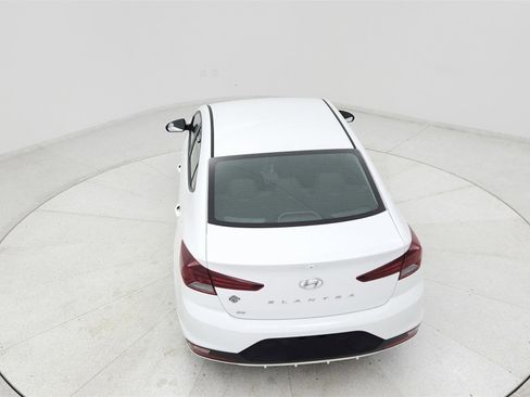 Used 2019 Hyundai Elantra SE w/ Cargo Package image 16