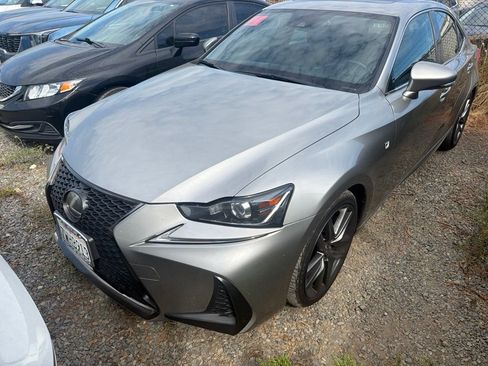 Used 2017 Lexus IS 200t F Sport w/ F Sport Package RWD image 1