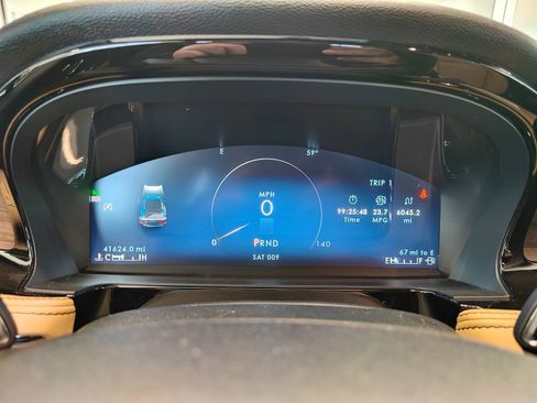 Used 2023 Lincoln Corsair Reserve w/ Equipment Group 201A AWD/4WD image 15
