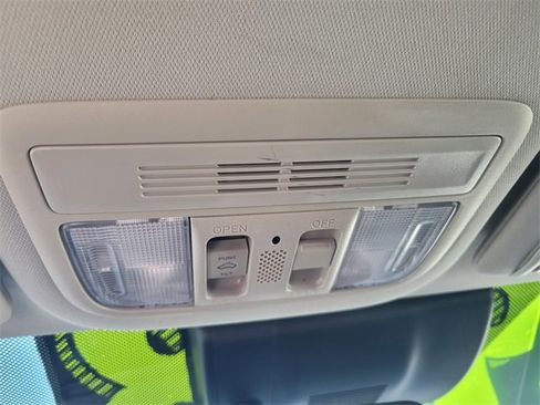 Used 2020 Honda Civic Touring image 23