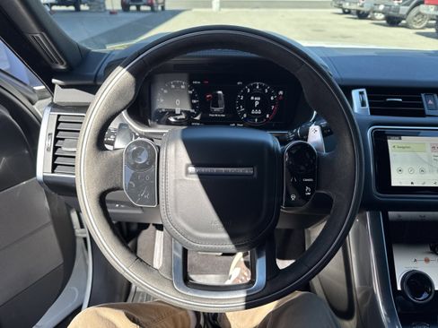 Used 2020 Land Rover Range Rover Sport HST AWD/4WD image 18
