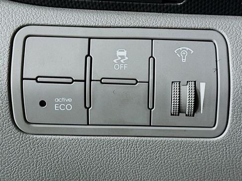 Used 2016 Hyundai Accent SE FWD image 17