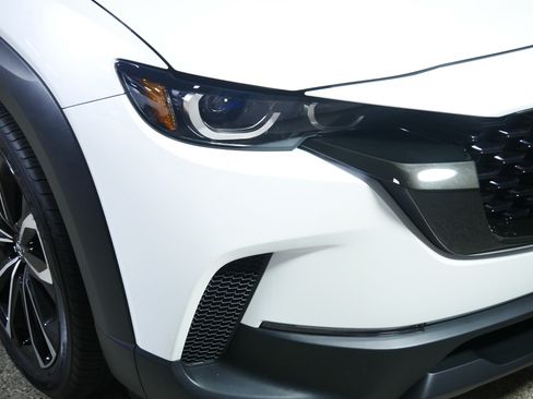 Used 2025 MAZDA CX-50 AWD 2.5 S w/ Premium Plus Pkg image 16
