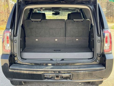 Used 2017 GMC Yukon SLT w/ Open Road Package image 16