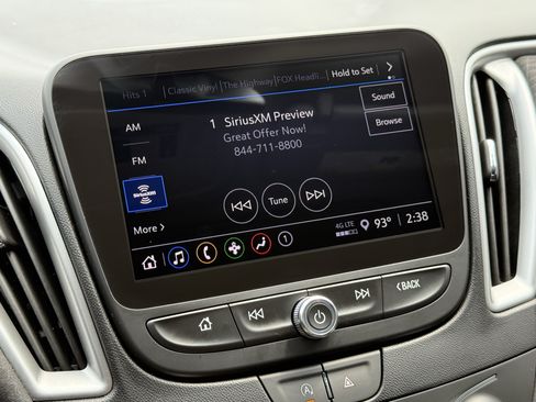 Used 2023 Chevrolet Malibu LT FWD image 26