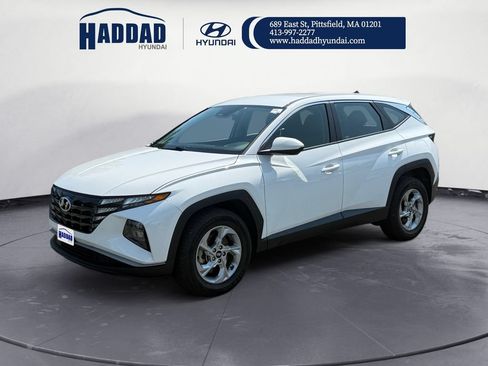 Used 2024 Hyundai Tucson SE AWD/4WD image 1