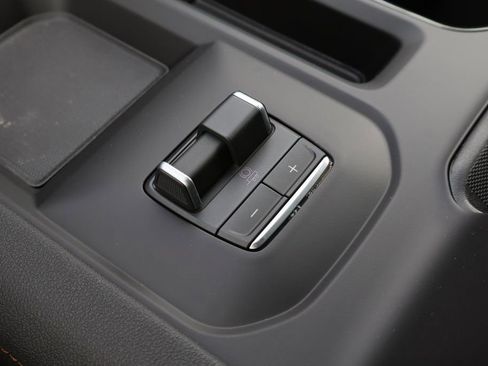 New 2026 GMC Sierra 2500 AT4 w/ AT4 Premium Plus Package image 14