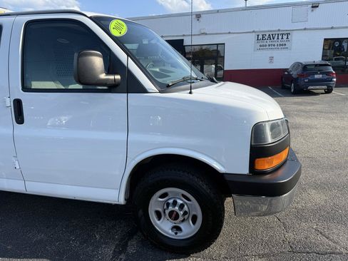 Used 2016 GMC Savana 2500 RWD image 14