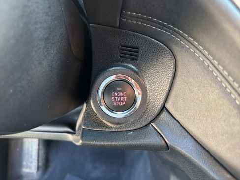 Used 2025 Subaru Outback Premium AWD/4WD image 21