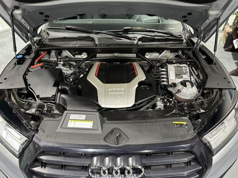 Used 2019 Audi SQ5 Prestige w/ Prestige Package AWD/4WD image 25